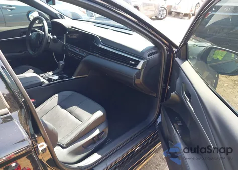 2025 Toyota Camry Xse from USA, damaged, VIN 4T1DAACK3SU586122